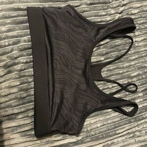 New fabletics sport bra medium